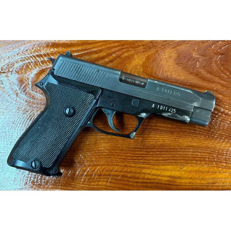 OCC- Pistolet Sig P220 9x19