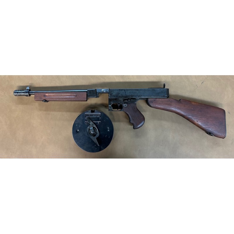 occ-Pistolet mitrailleur Thompson 1928A1 Full Auto Cal .45ACP + 1 Mag Tambour + 5 Mags Droits