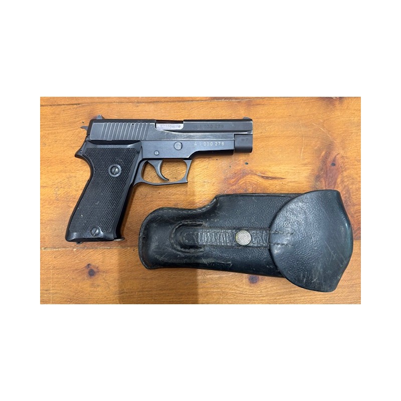 OCC - Pistolet Sig P220 9x19 + Holster