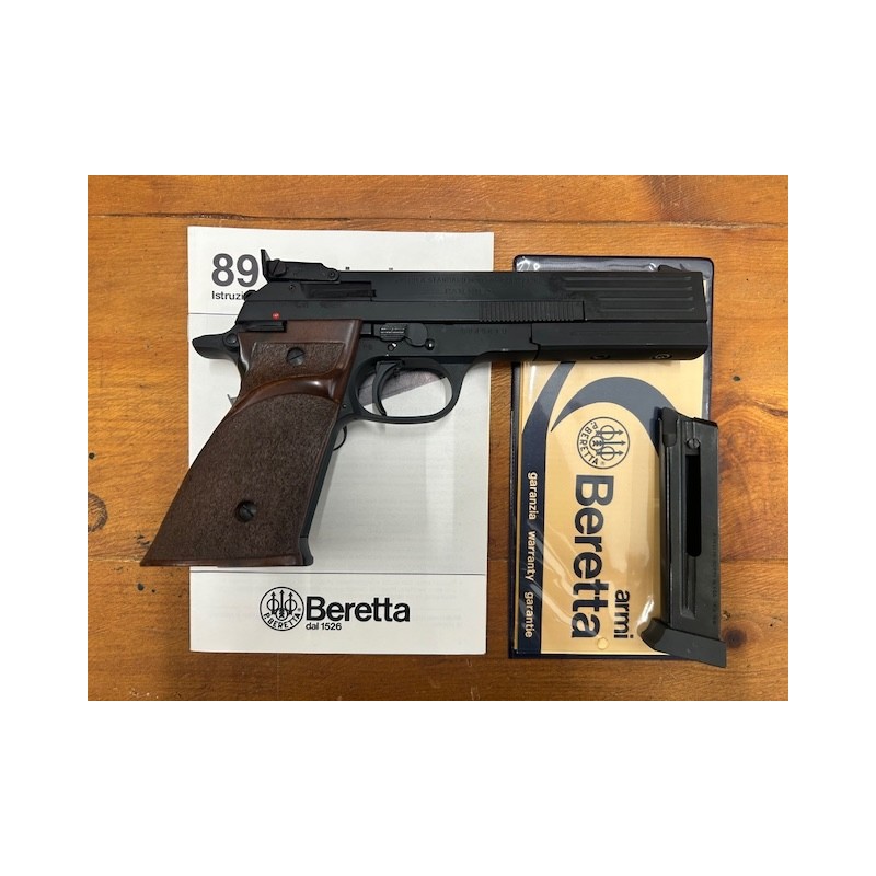 OCC – Beretta-Pistole Mod. 89, Kaliber 22 LR, 2 Magazine, neuwertig